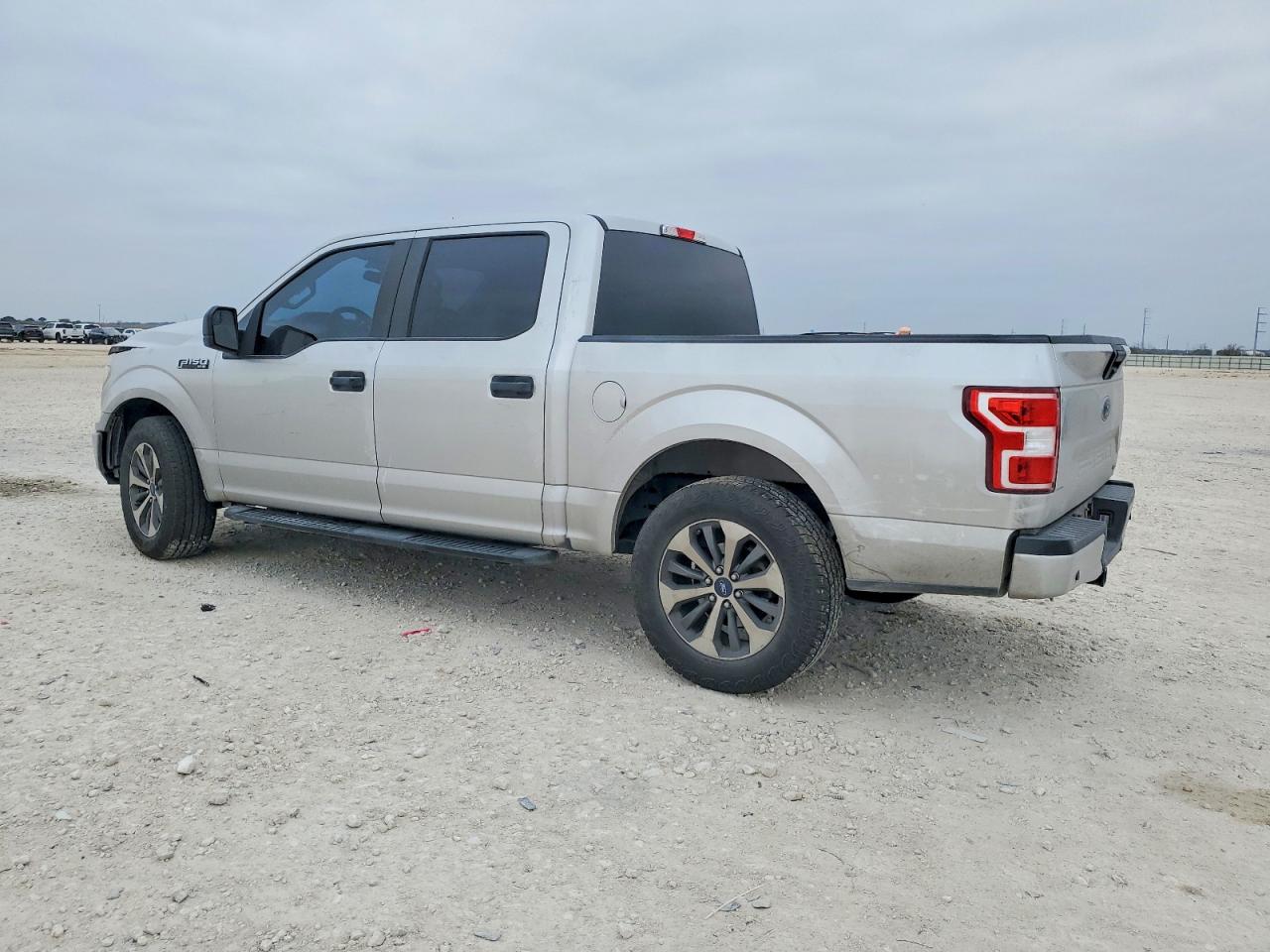 2019 FORD F150 SUPERCREW photo 3