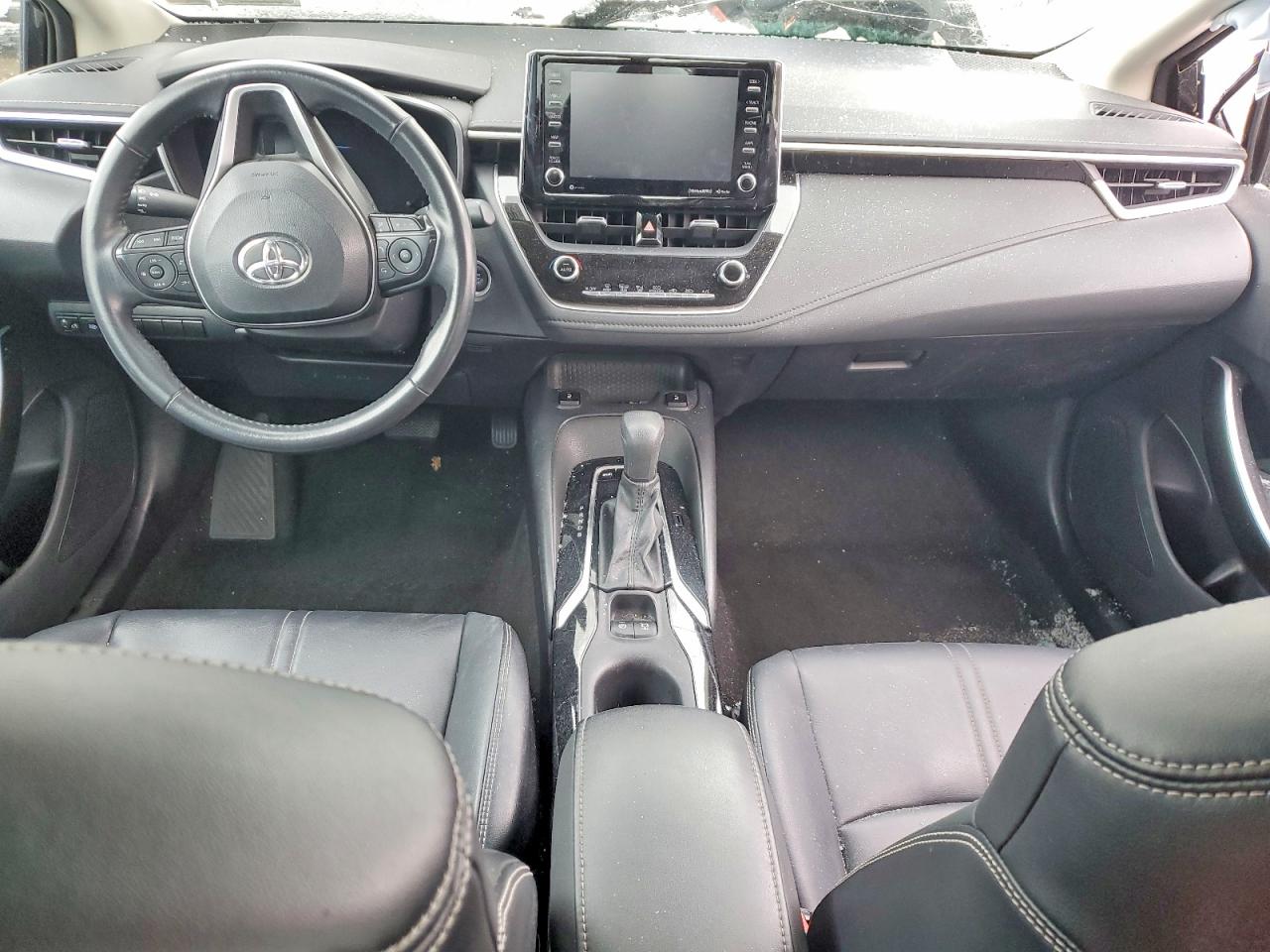 2021 TOYOTA COROLLA XLE photo 8