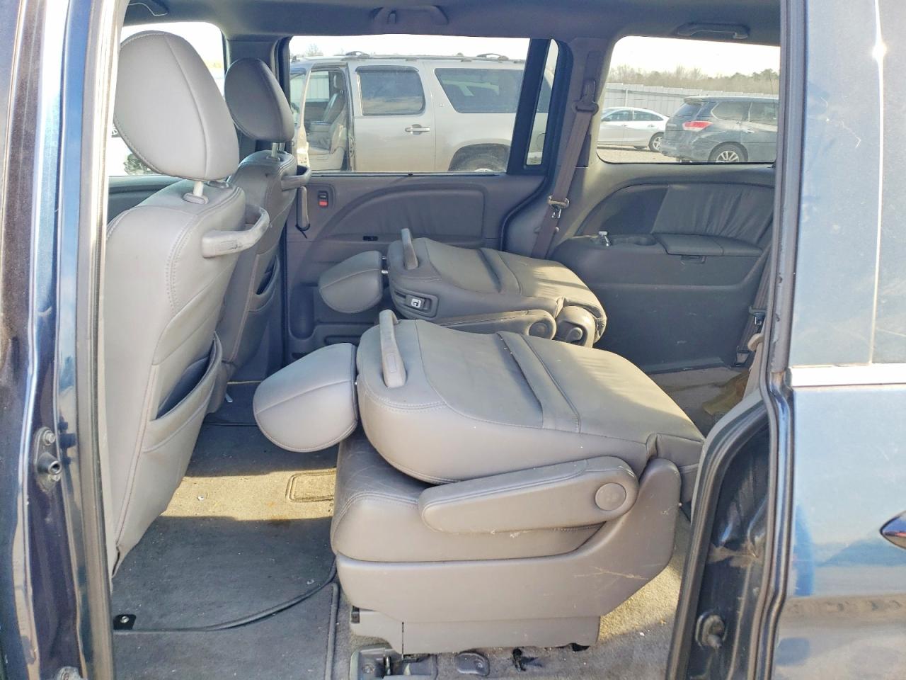 2010 HONDA ODYSSEY TOURING photo 11
