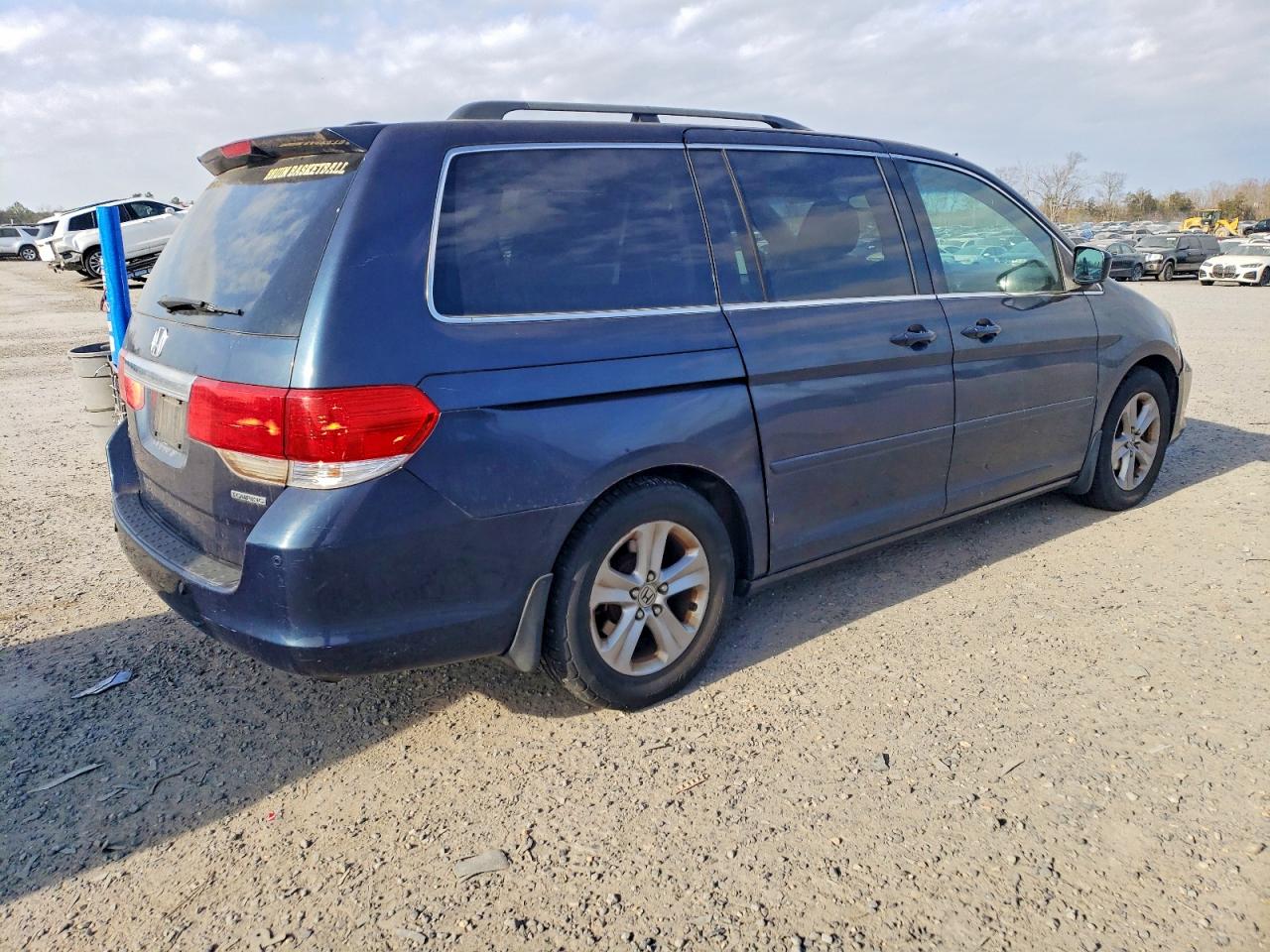 2010 HONDA ODYSSEY TOURING photo 3