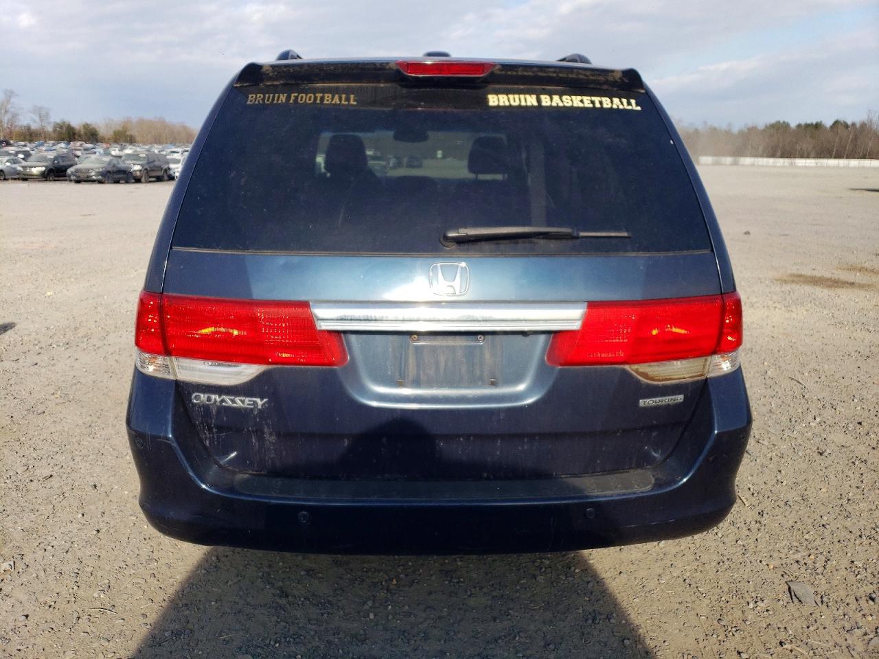 2010 HONDA ODYSSEY TOURING photo 6