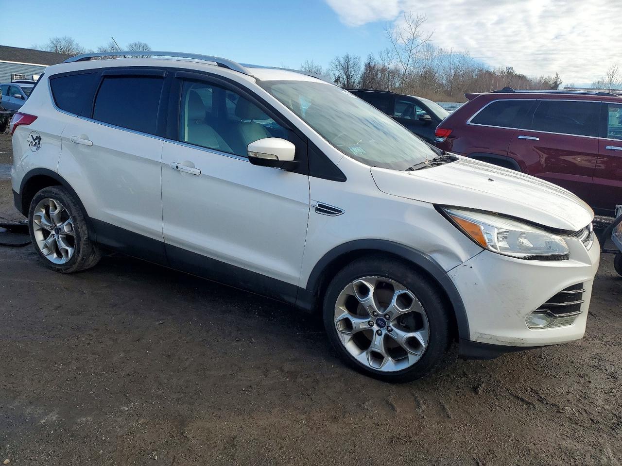 2015 FORD ESCAPE TITANIUM photo 4