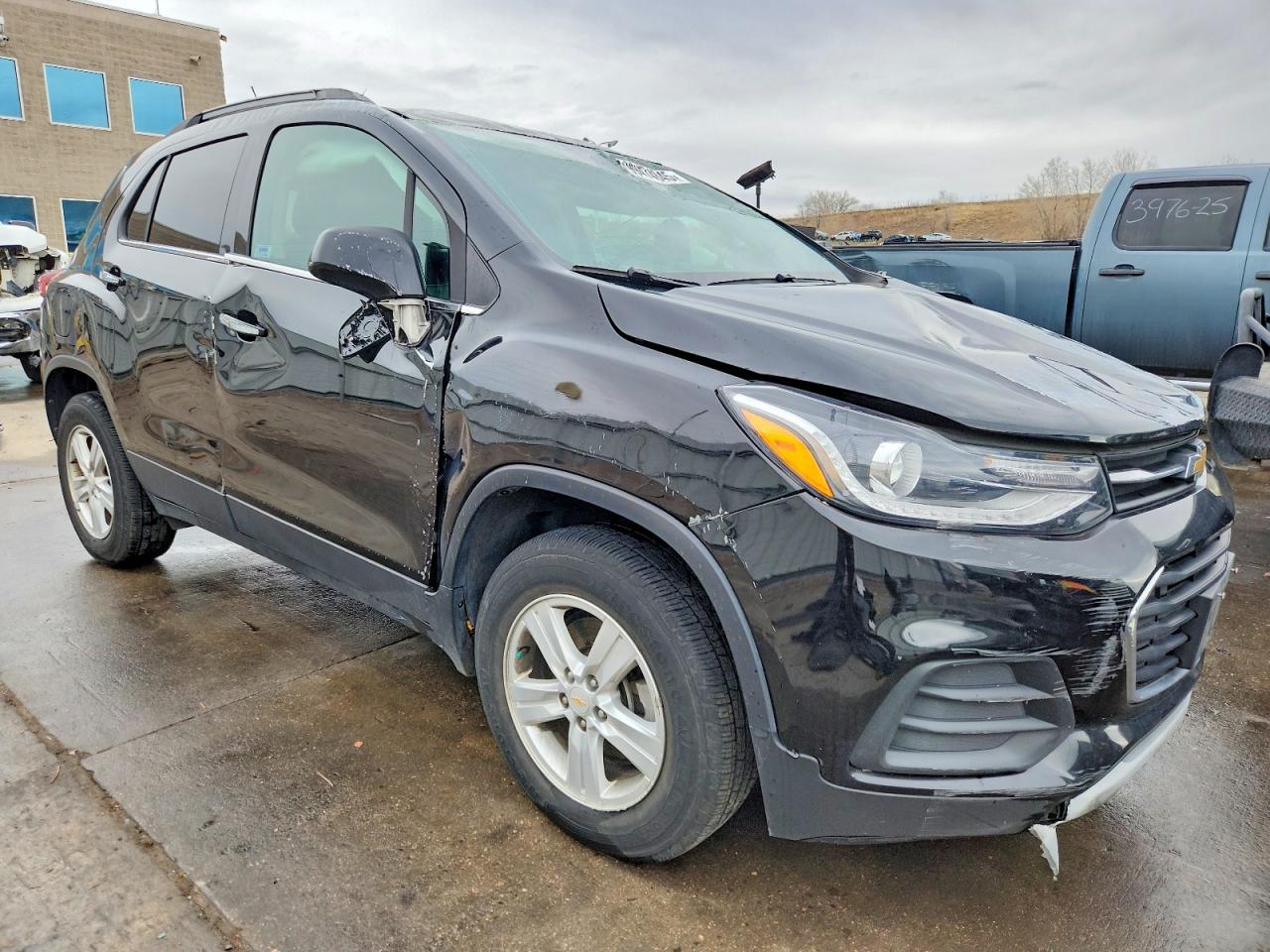 2019 CHEVROLET TRAX 1LT photo 4