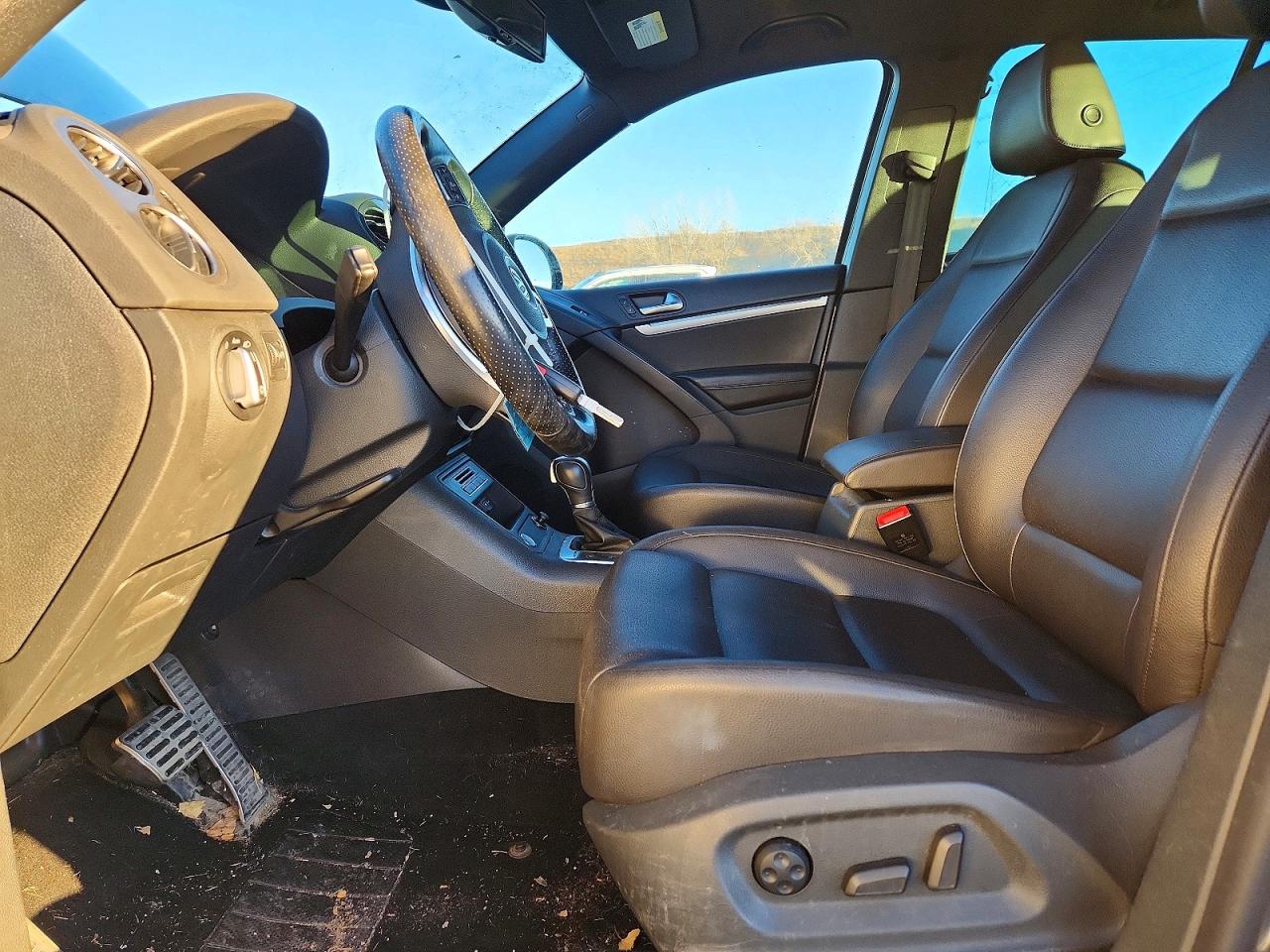 2016 VOLKSWAGEN TIGUAN S photo 7