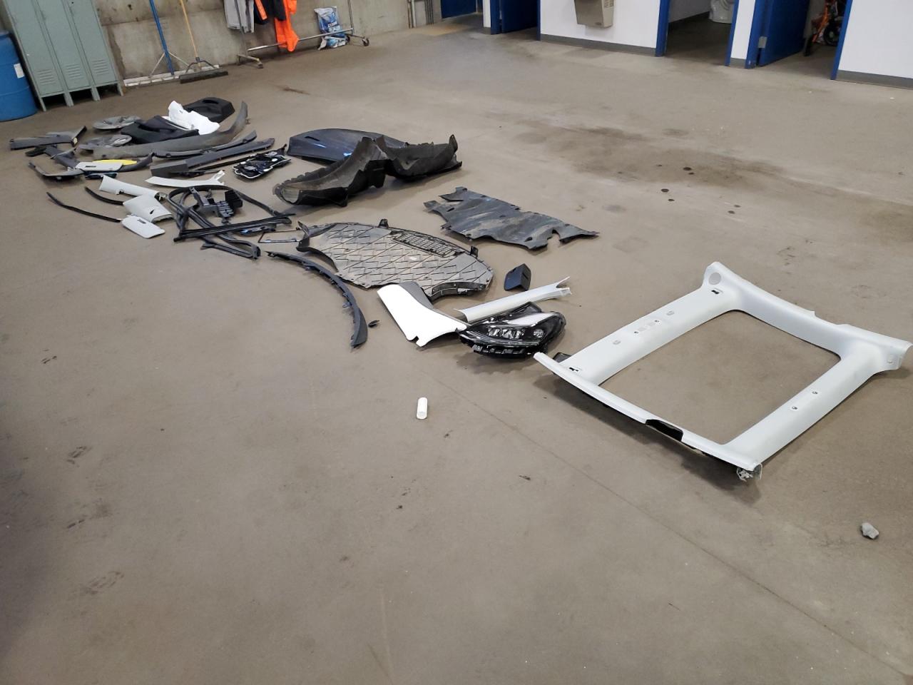2023 TESLA MODEL 3 photo 10