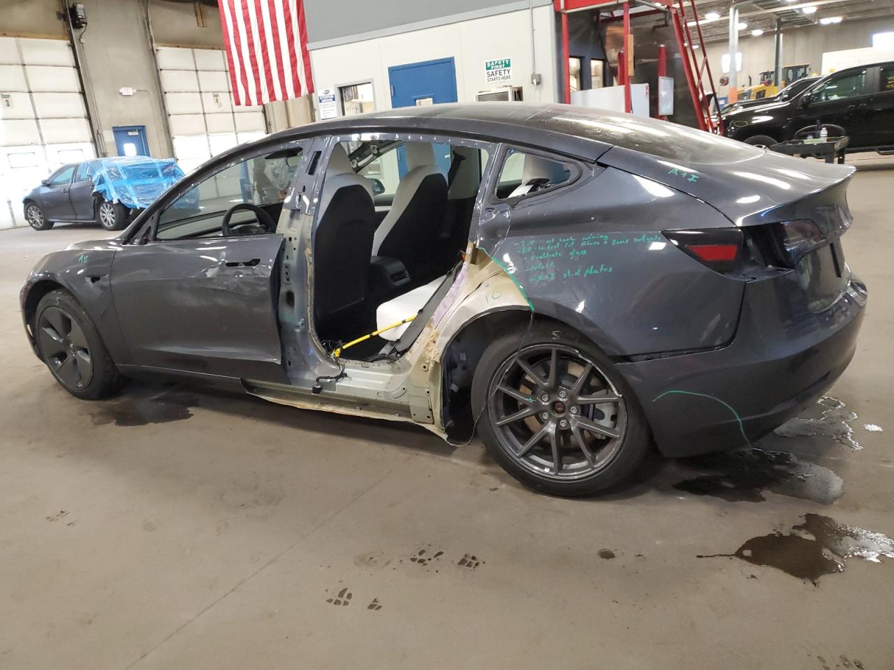 2023 TESLA MODEL 3 photo 2