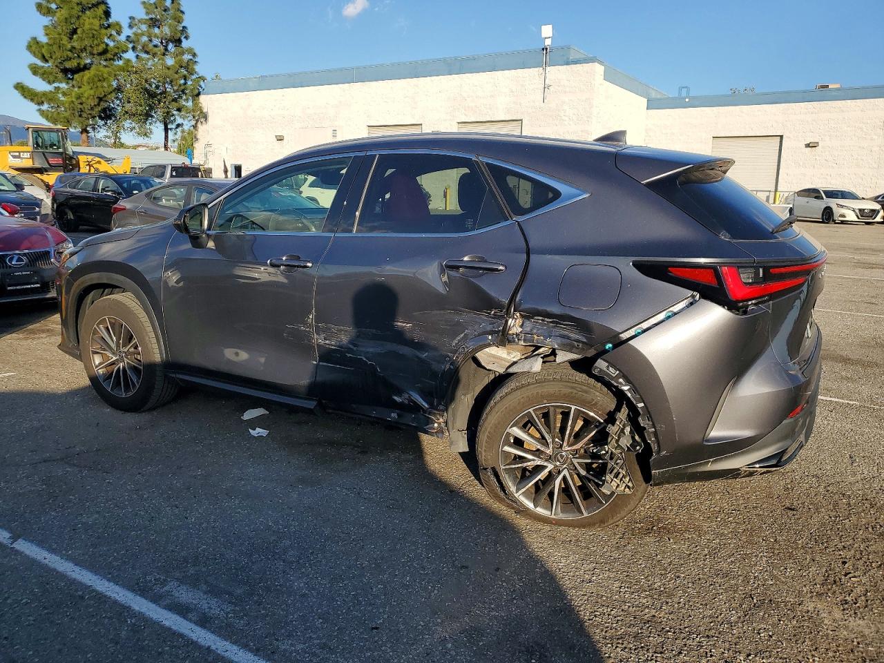 2023 LEXUS NX 250 photo 2