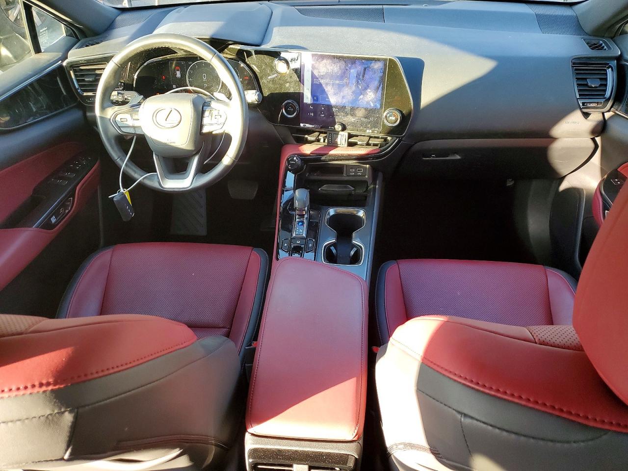 2023 LEXUS NX 250 photo 8
