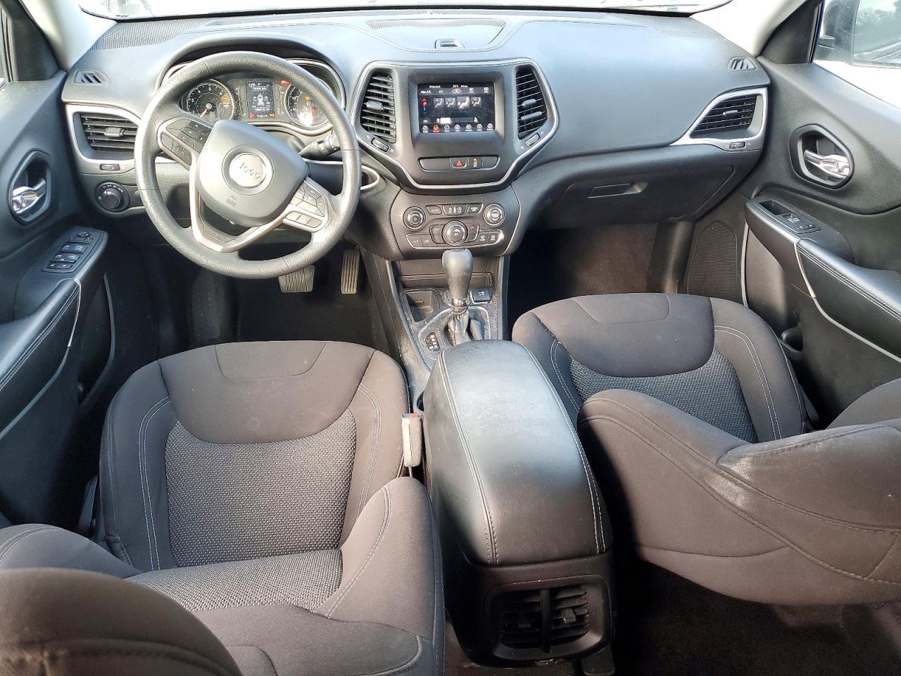 2021 JEEP CHEROKEE LATITUDE photo 8