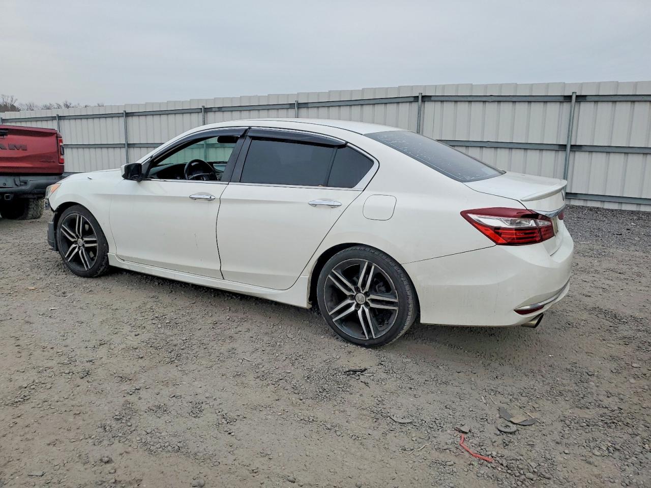 2016 HONDA ACCORD SPORT photo 2
