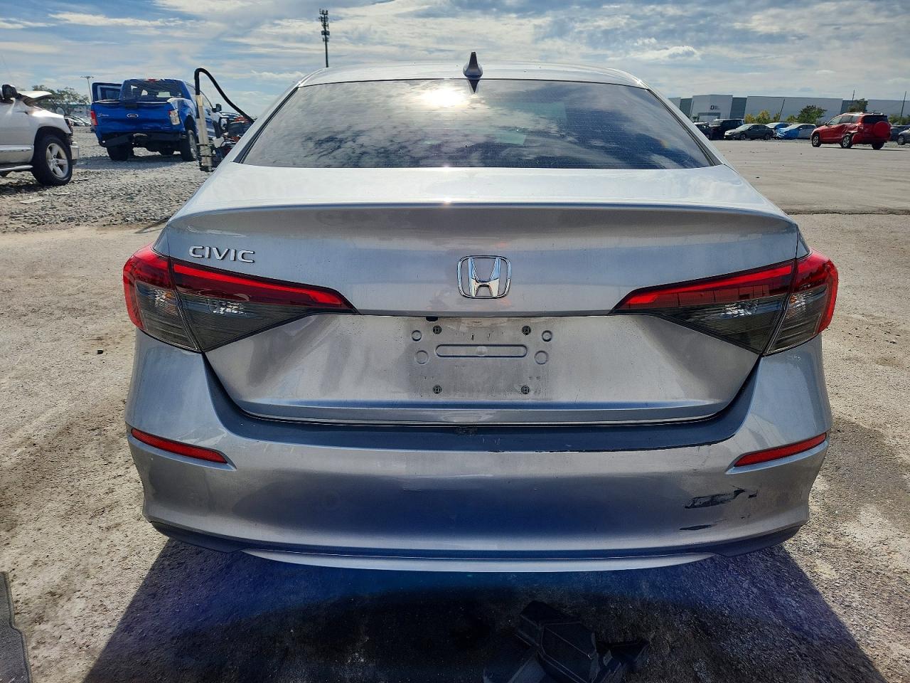 2024 HONDA CIVIC LX photo 6
