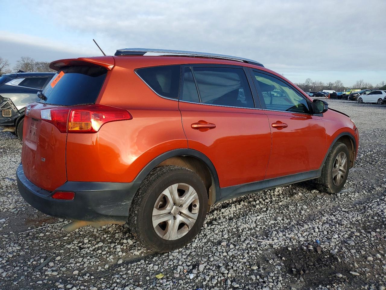 2015 TOYOTA RAV4 LE photo 3