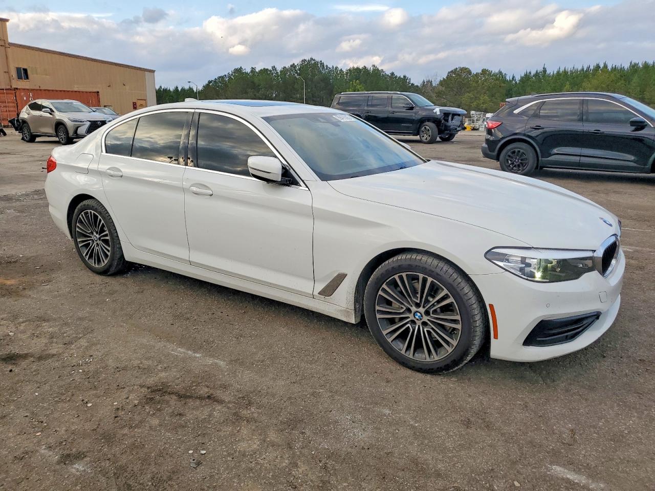2019 BMW 530 I photo 4