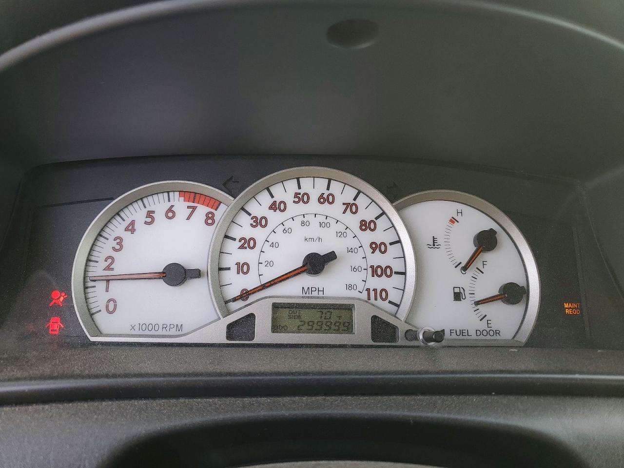 2006 TOYOTA COROLLA CE photo 9