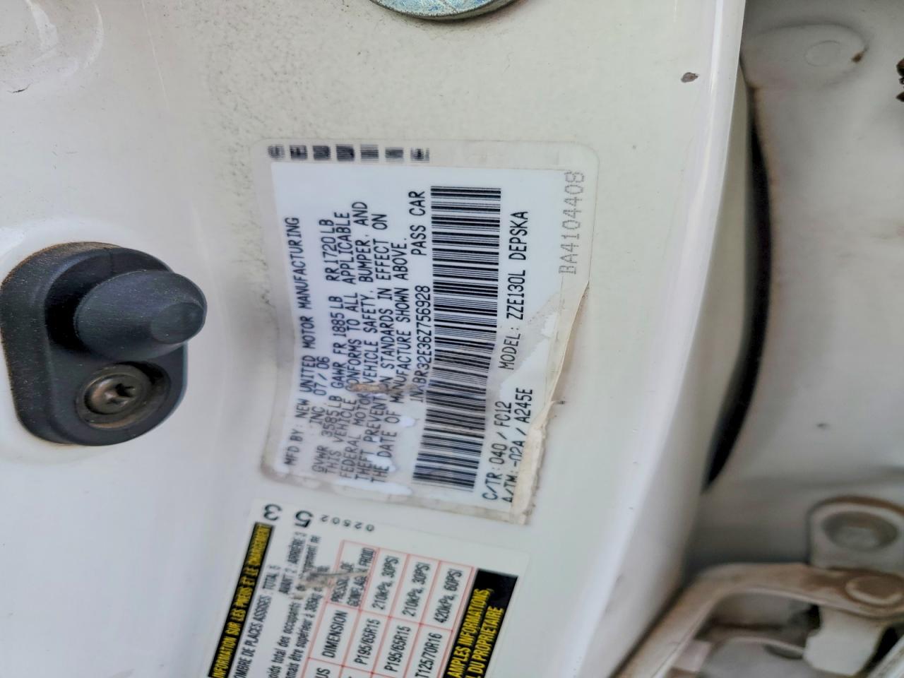 2006 TOYOTA COROLLA CE photo 12