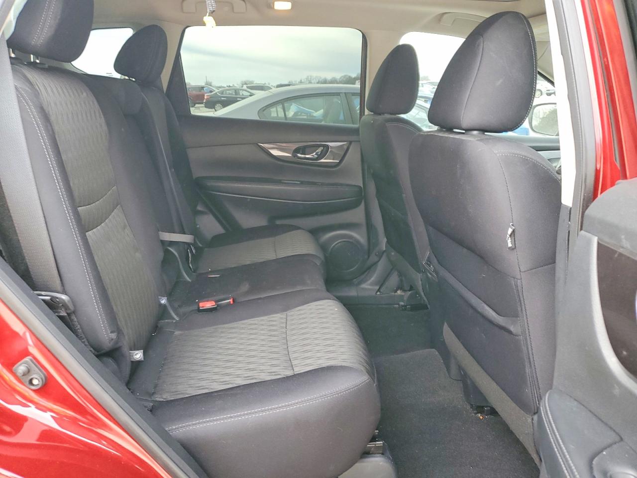 2019 NISSAN ROGUE SV photo 11