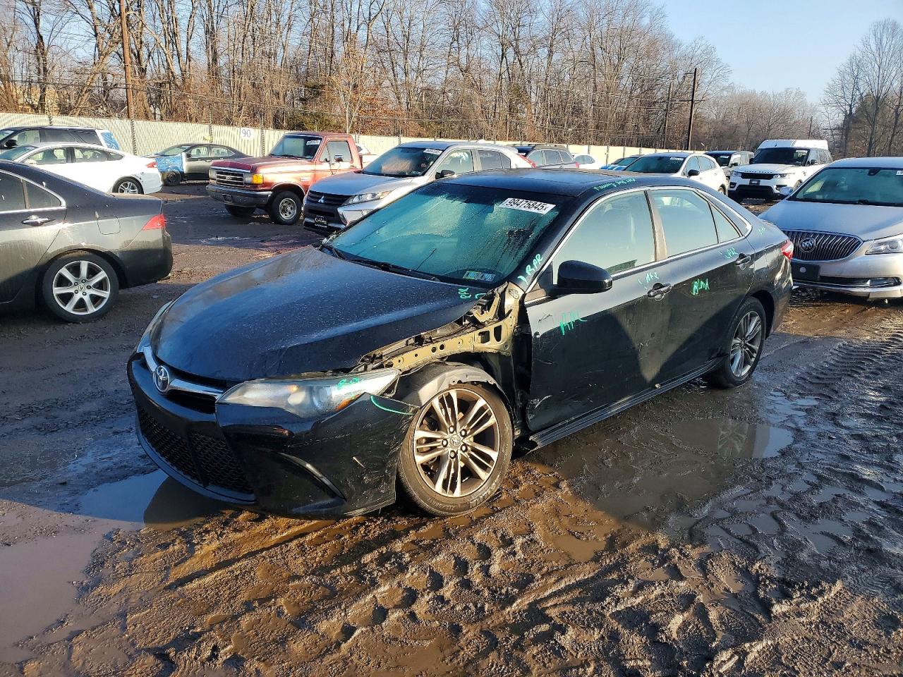 2017 TOYOTA CAMRY