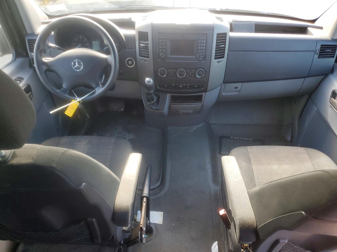 2014 MERCEDES-BENZ SPRINTER 2500 photo 8