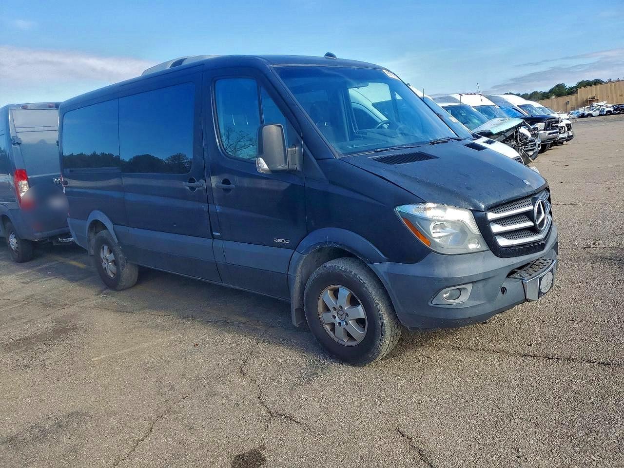 2014 MERCEDES-BENZ SPRINTER 2500 photo 4
