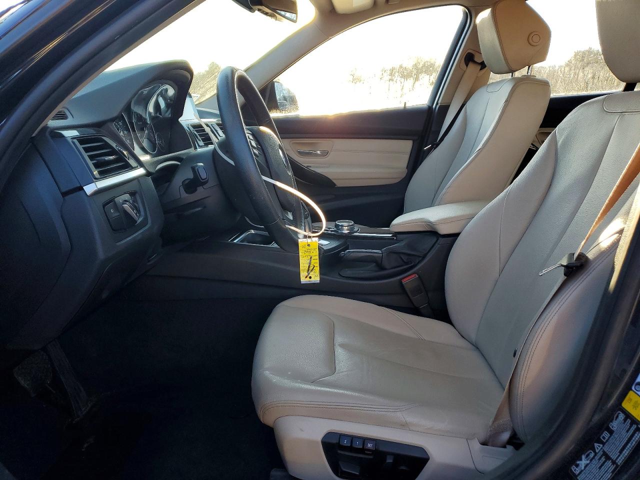 2015 BMW 320 I XDRIVE photo 7