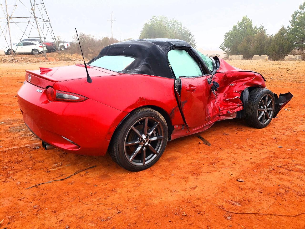2017 MAZDA MX-5 MIATA GRAND TOURING photo 3