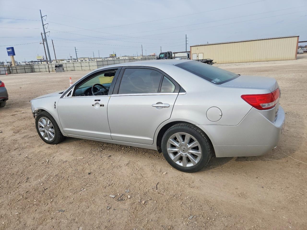 2010 LINCOLN MKZ photo 4