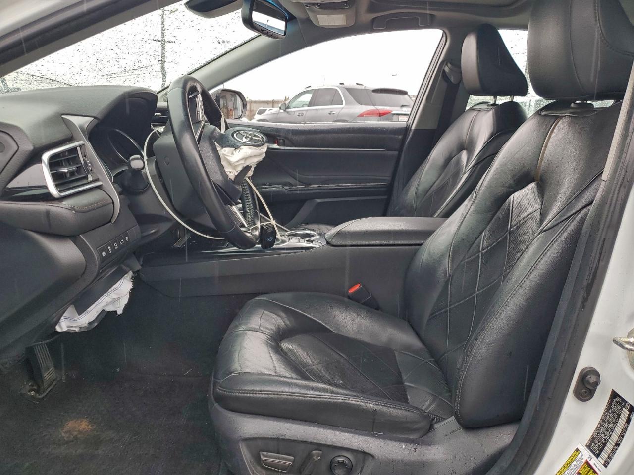 2018 TOYOTA CAMRY HYBRID photo 7