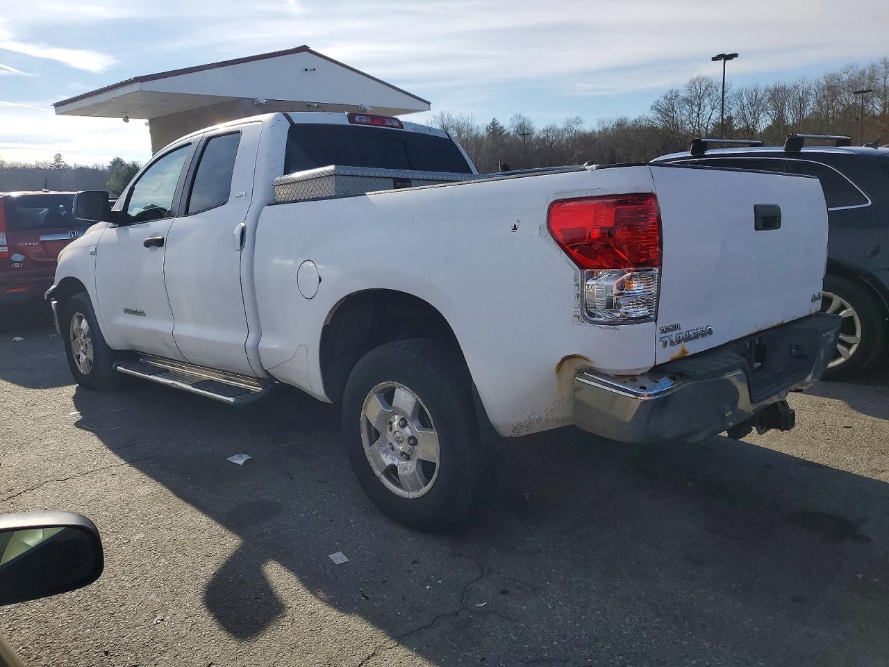 2010 TOYOTA TUNDRA DOUBLE CAB SR5 photo 2