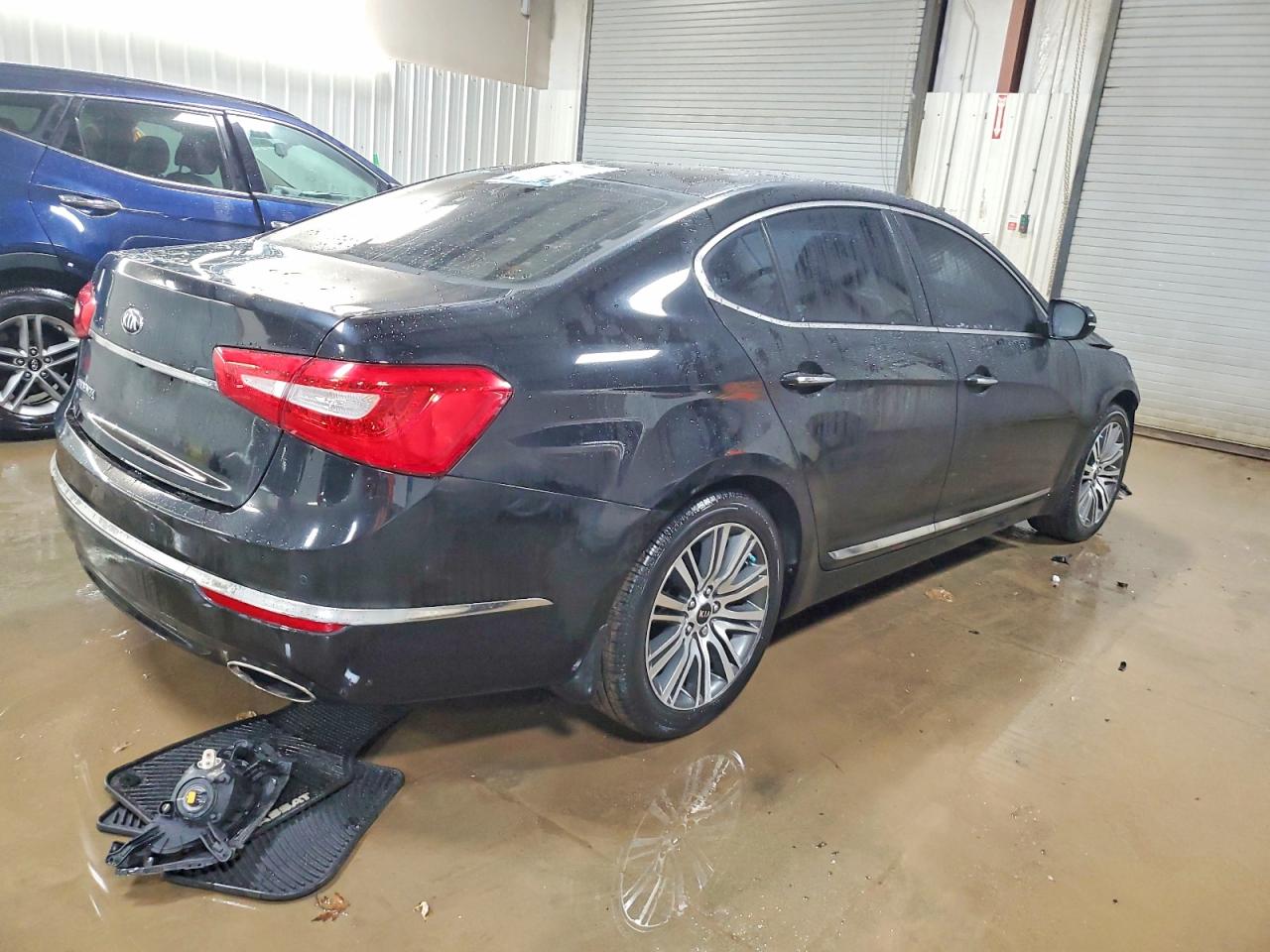 2015 KIA CADENZA PREMIUM photo 3