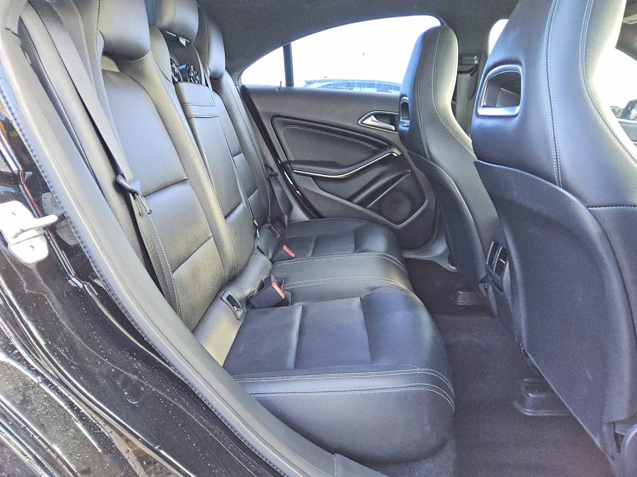 2018 MERCEDES-BENZ CLA 250 photo 10