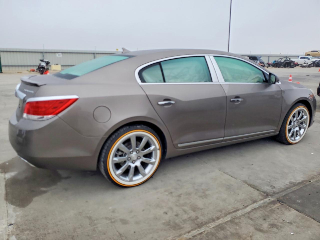 2012 BUICK LACROSSE TOURING photo 3