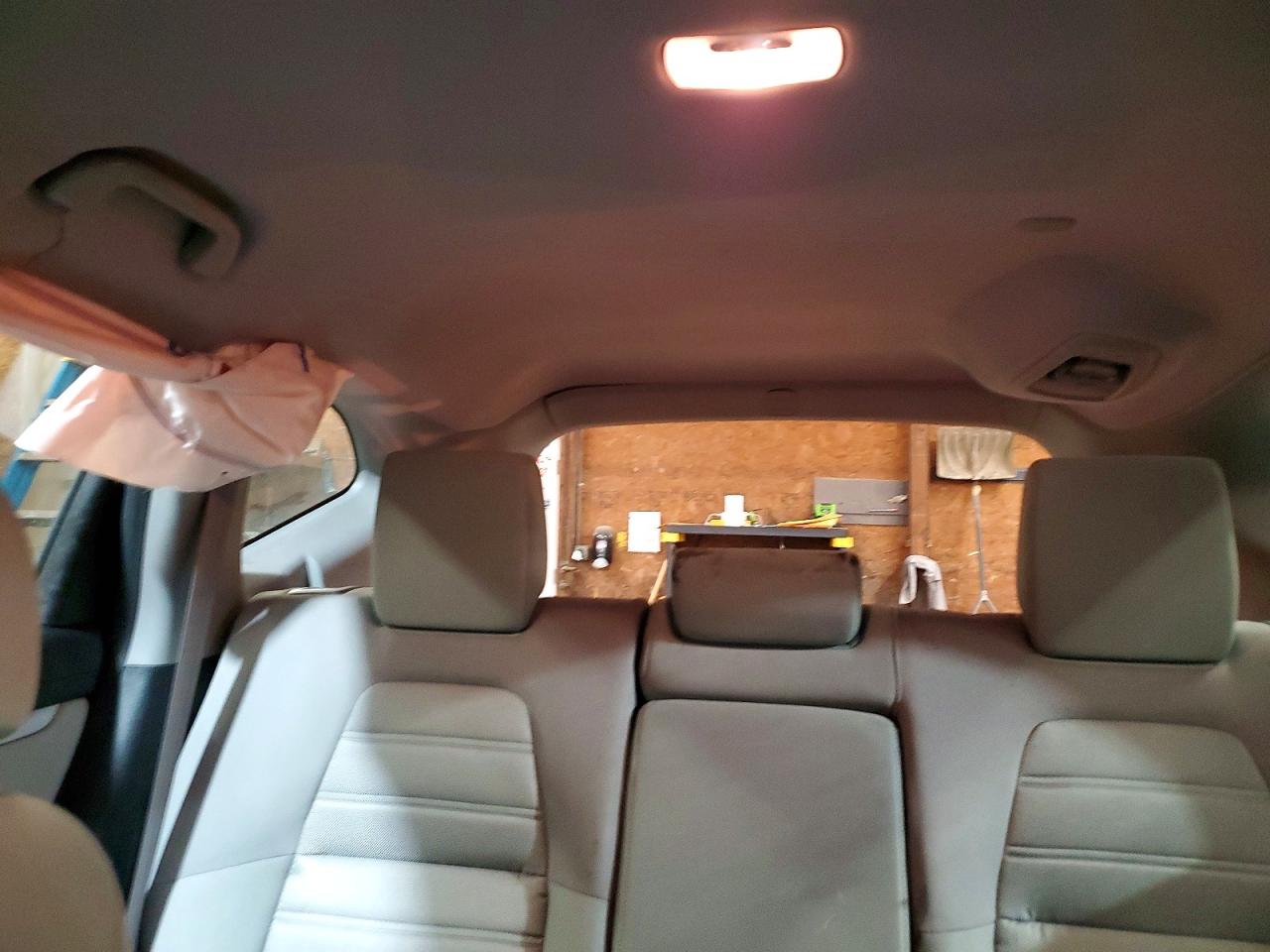 2018 HONDA CR-V LX photo 10