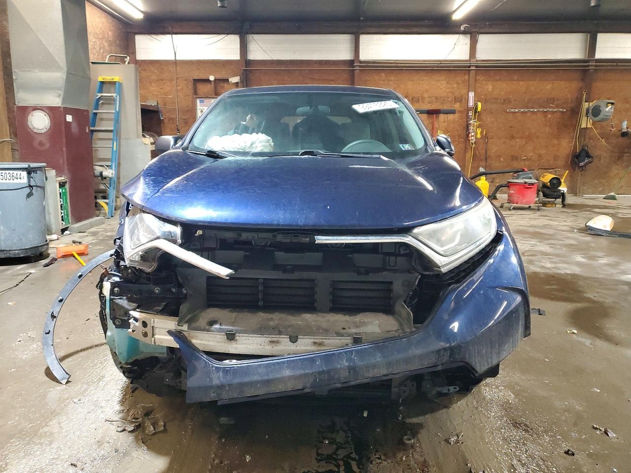 2018 HONDA CR-V LX photo 5