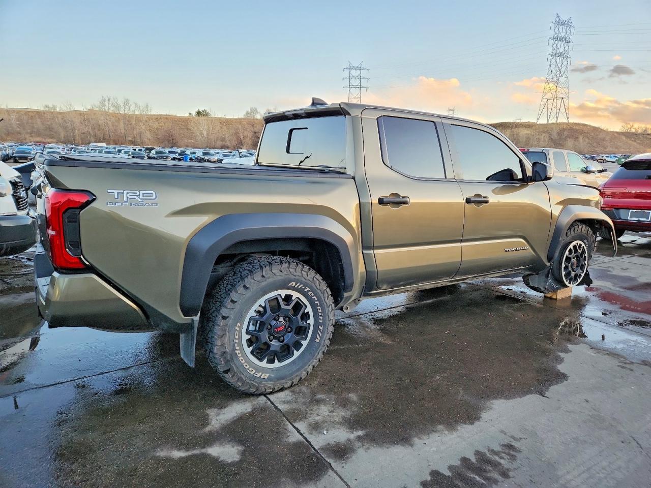 2024 TOYOTA TACOMA TRD OFF-ROAD photo 5