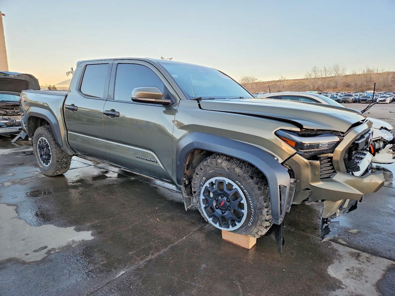 2024 TOYOTA TACOMA TRD OFF-ROAD photo 7