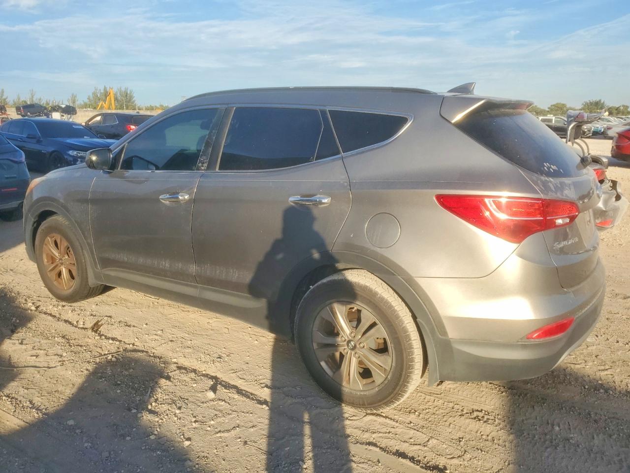 2016 HYUNDAI SANTA FE SPORT photo 2