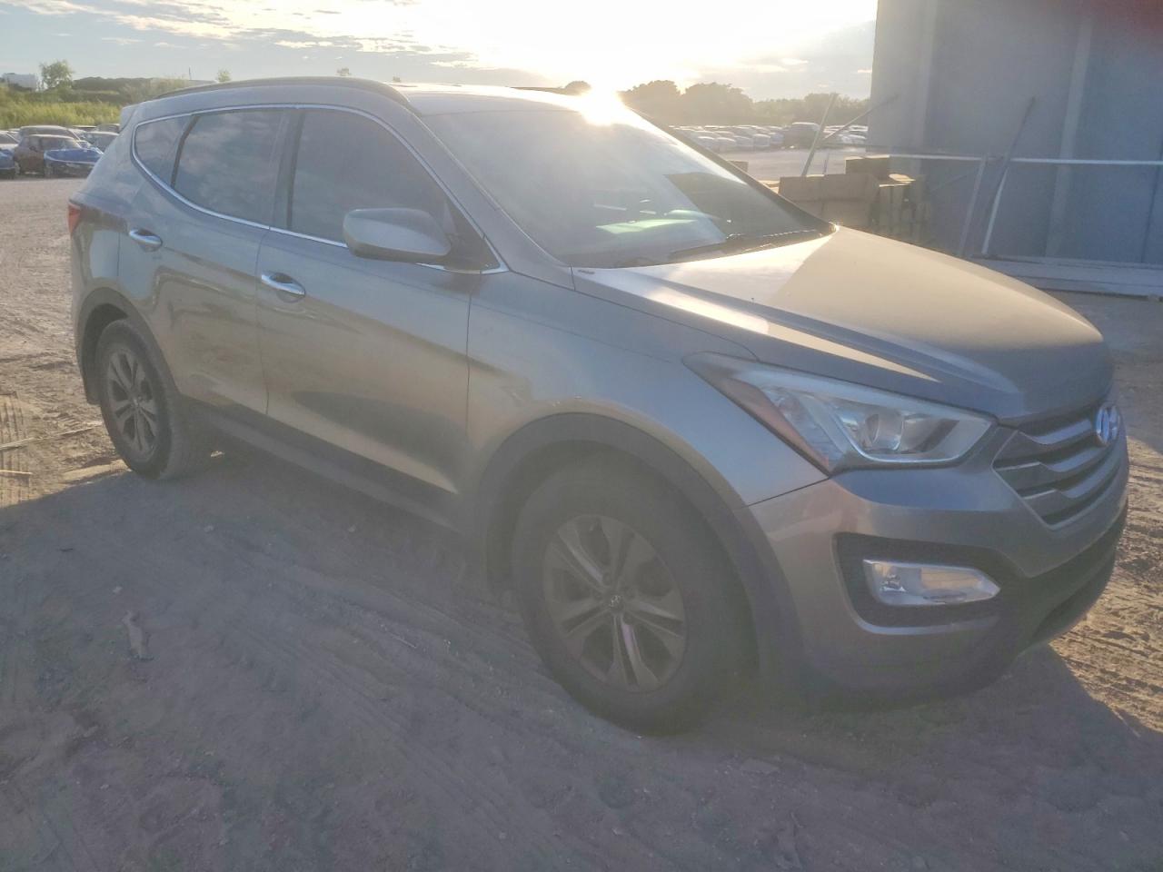 2016 HYUNDAI SANTA FE SPORT photo 4