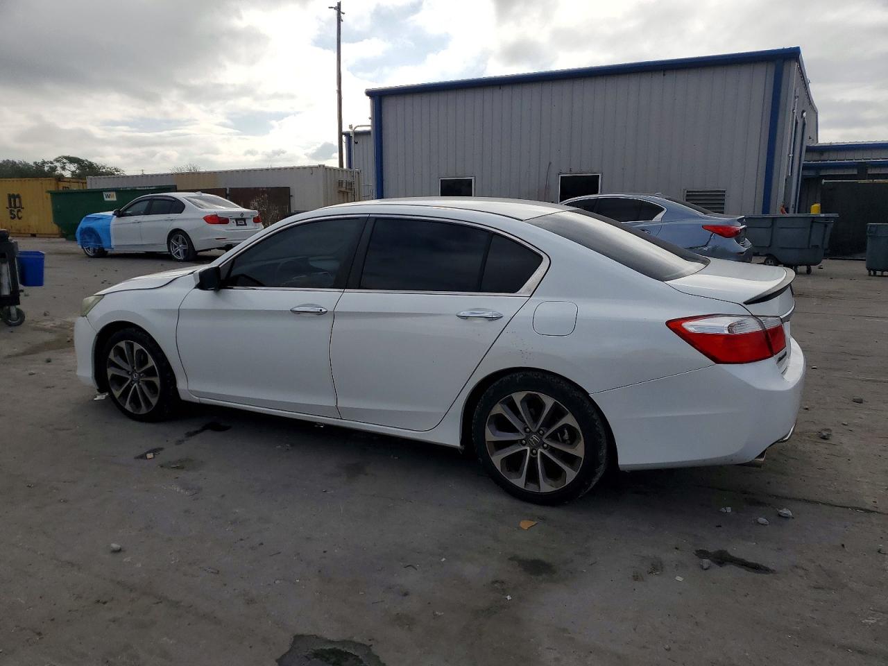 2014 HONDA ACCORD SPORT photo 2