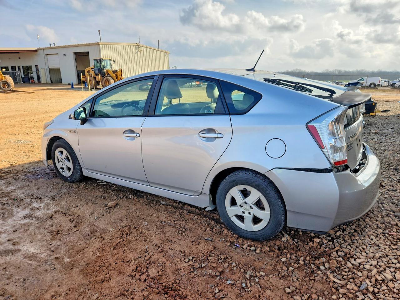 2010 TOYOTA PRIUS photo 2