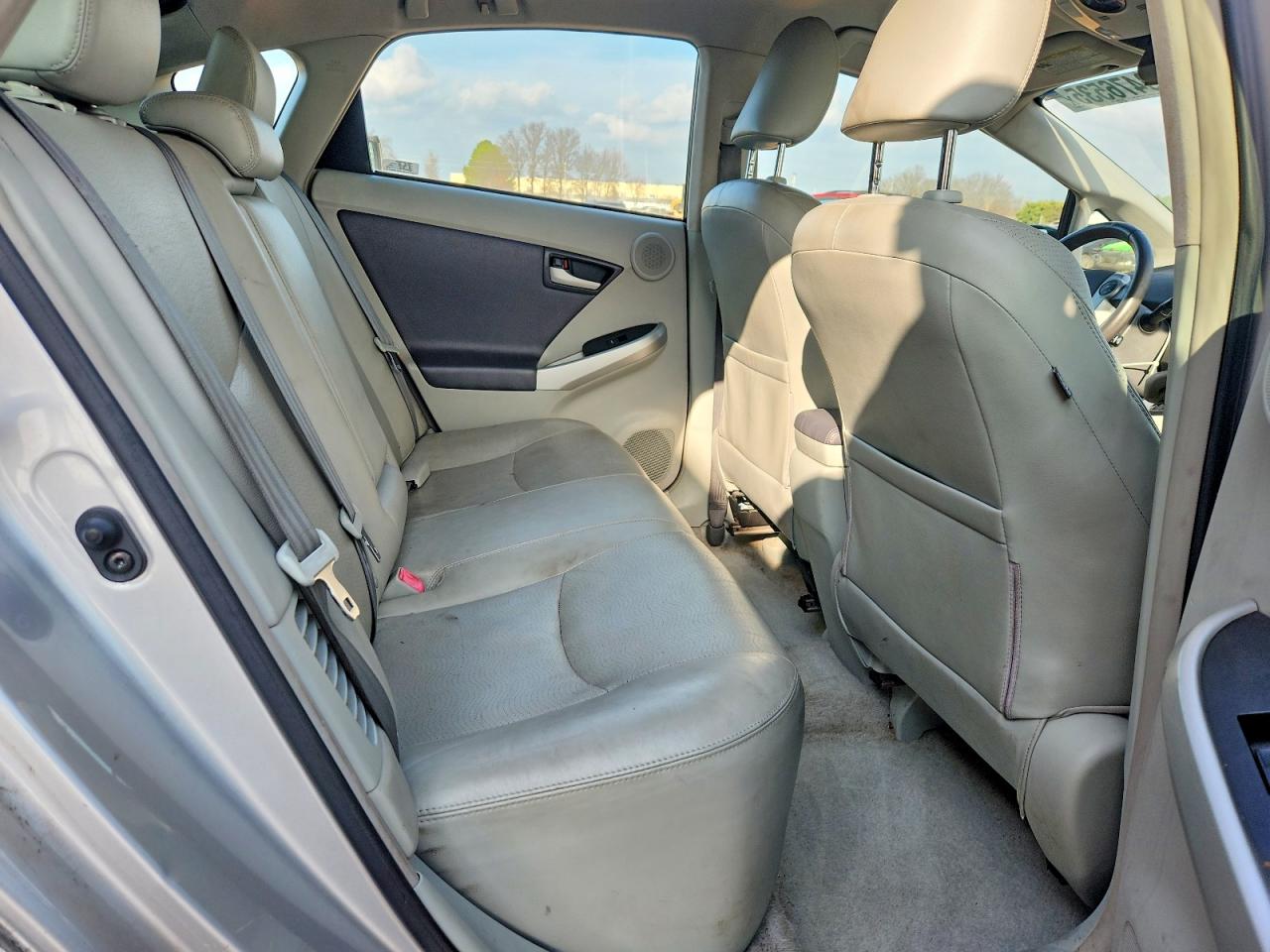 2010 TOYOTA PRIUS photo 10