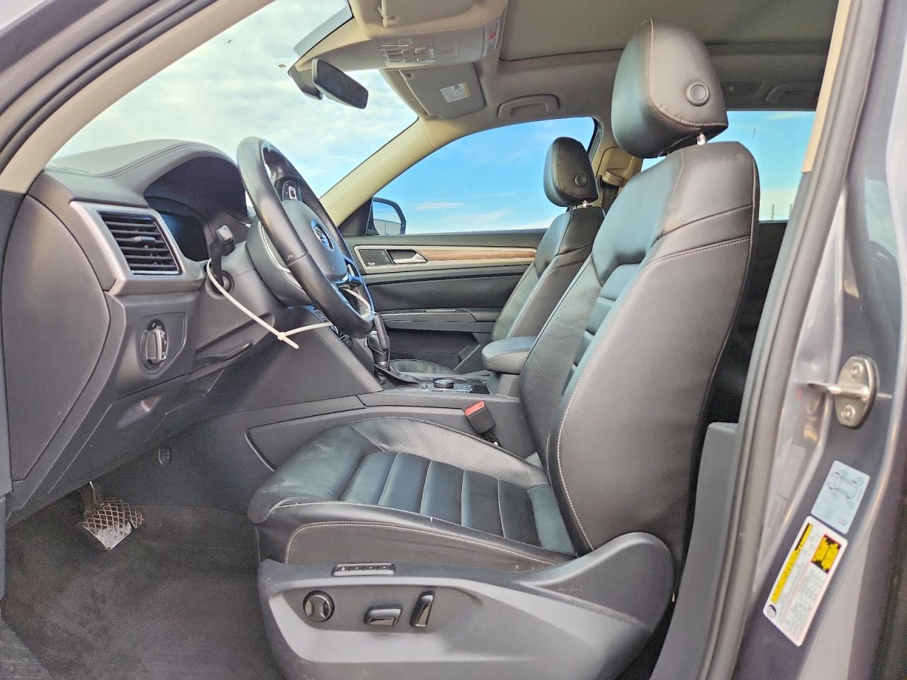 2018 VOLKSWAGEN ATLAS SEL PREMIUM photo 7