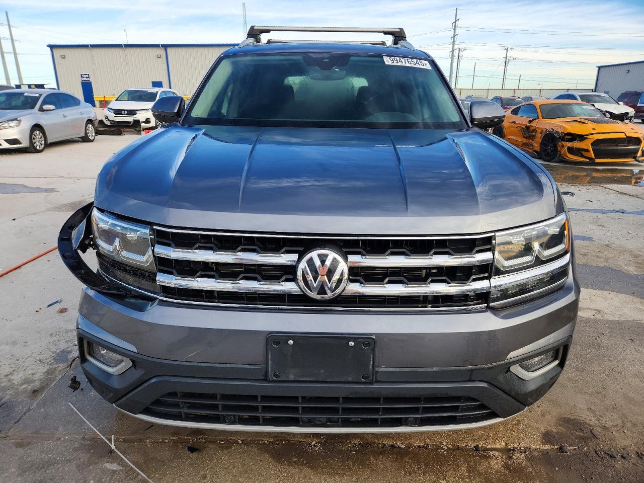 2018 VOLKSWAGEN ATLAS SEL PREMIUM photo 5