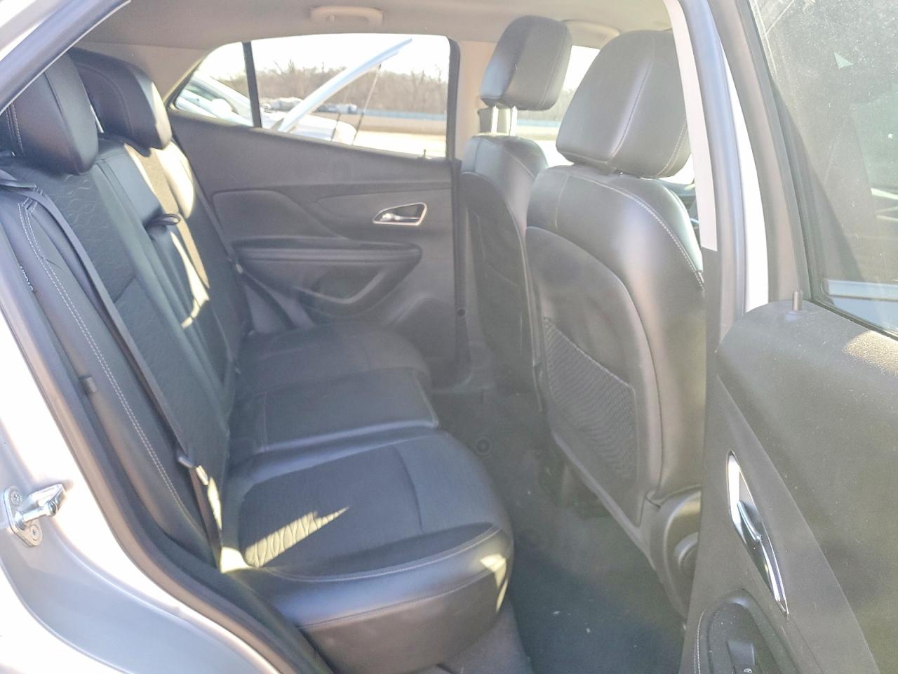 2015 BUICK ENCORE CONVENIENCE photo 11