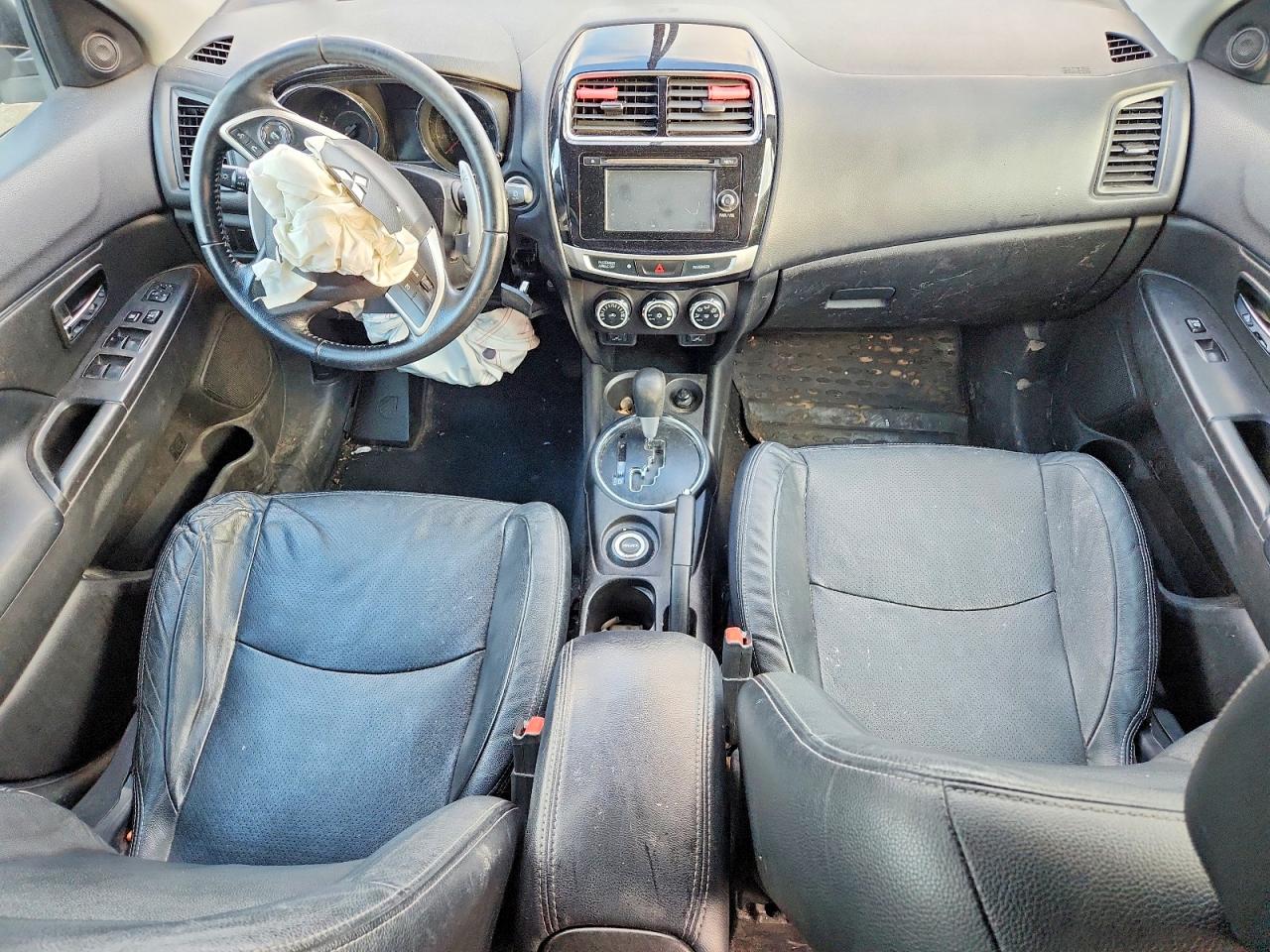 2015 MITSUBISHI OUTLANDER SPORT SE photo 8