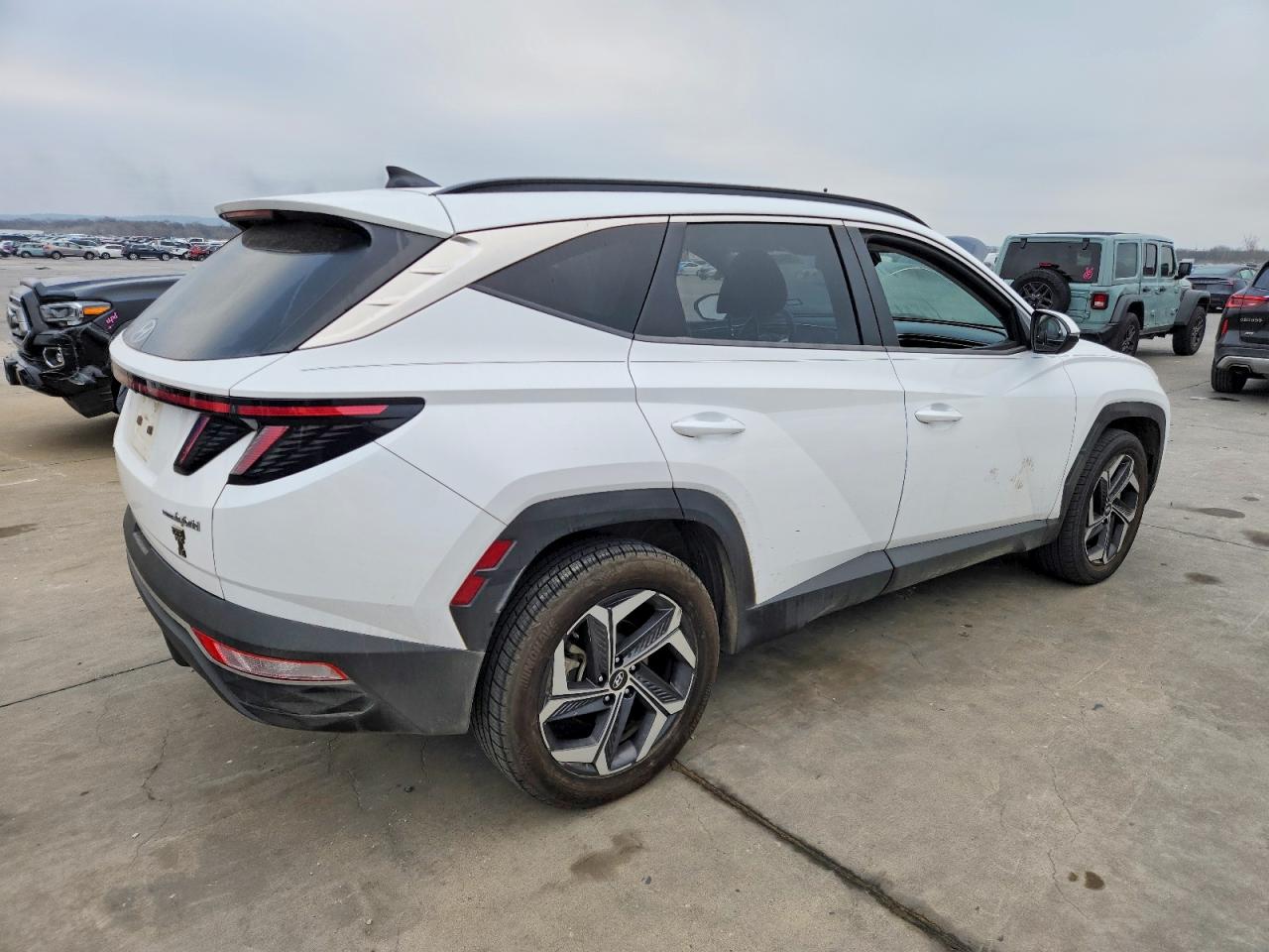2022 HYUNDAI TUCSON photo 3