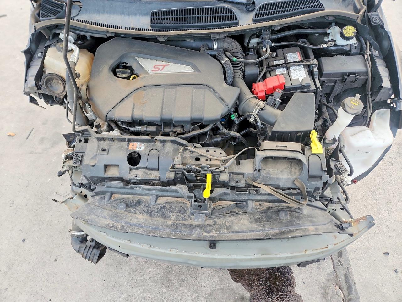 2019 FORD FIESTA ST photo 12