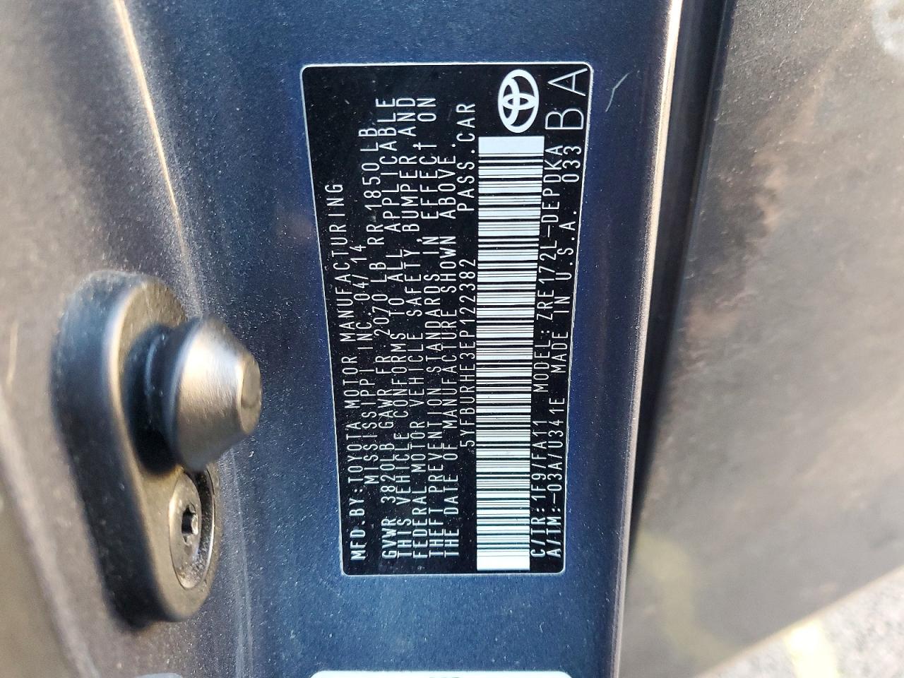 2014 TOYOTA COROLLA L photo 13
