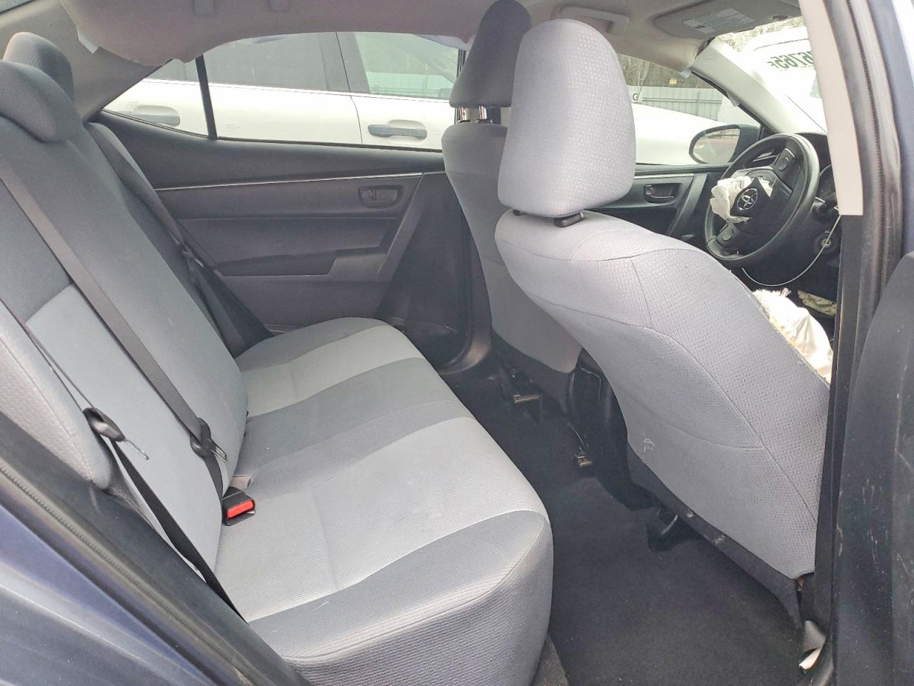 2014 TOYOTA COROLLA L photo 10