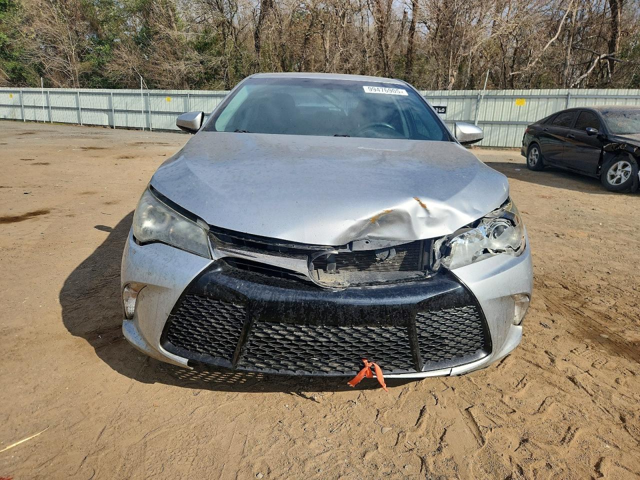 2017 TOYOTA CAMRY LE photo 5