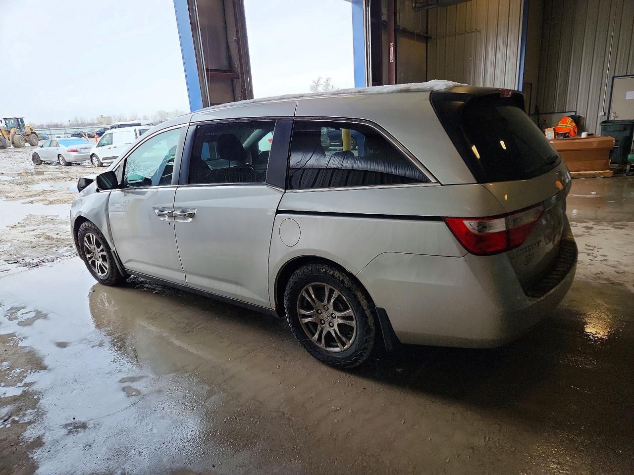 2013 HONDA ODYSSEY EXL photo 2